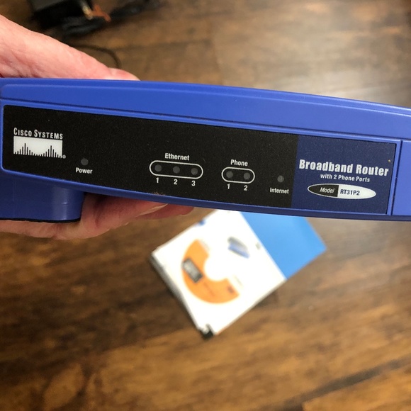 Broadband Router with 2 Phone Ports, 3 ethernet ports - Picture 4 of 5